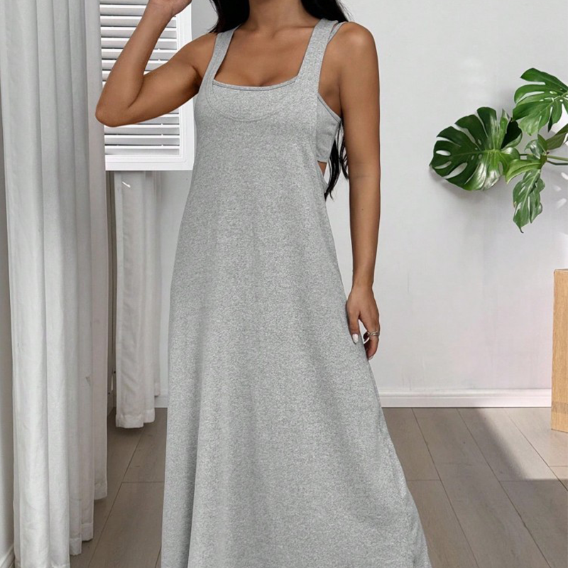 Zweiteiliges Tank-Maxikleid mit seitlichen Cut-outs