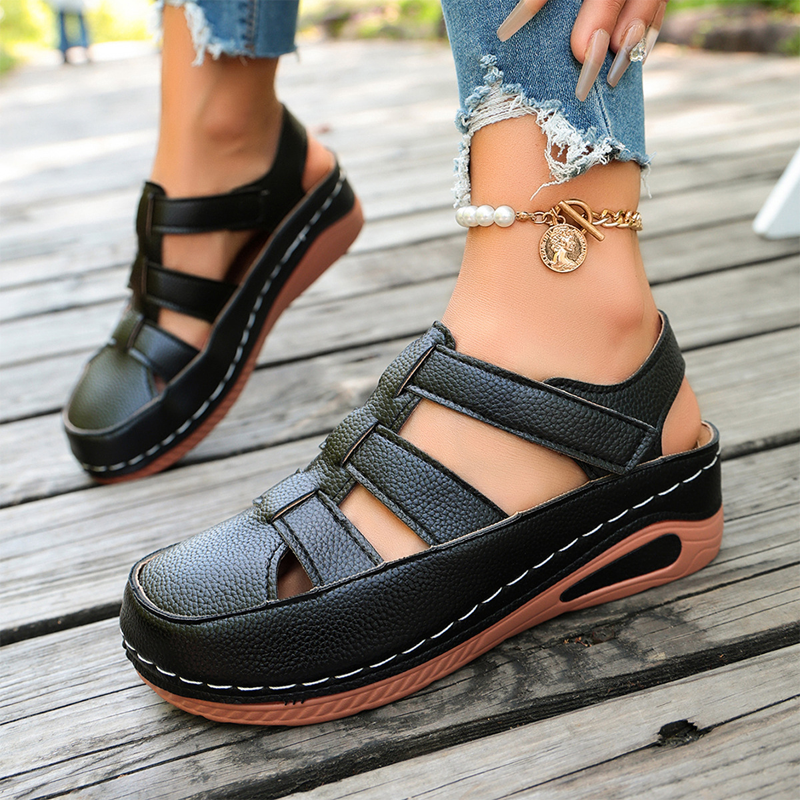 Atmungsaktive, bequeme Keilsandalen
