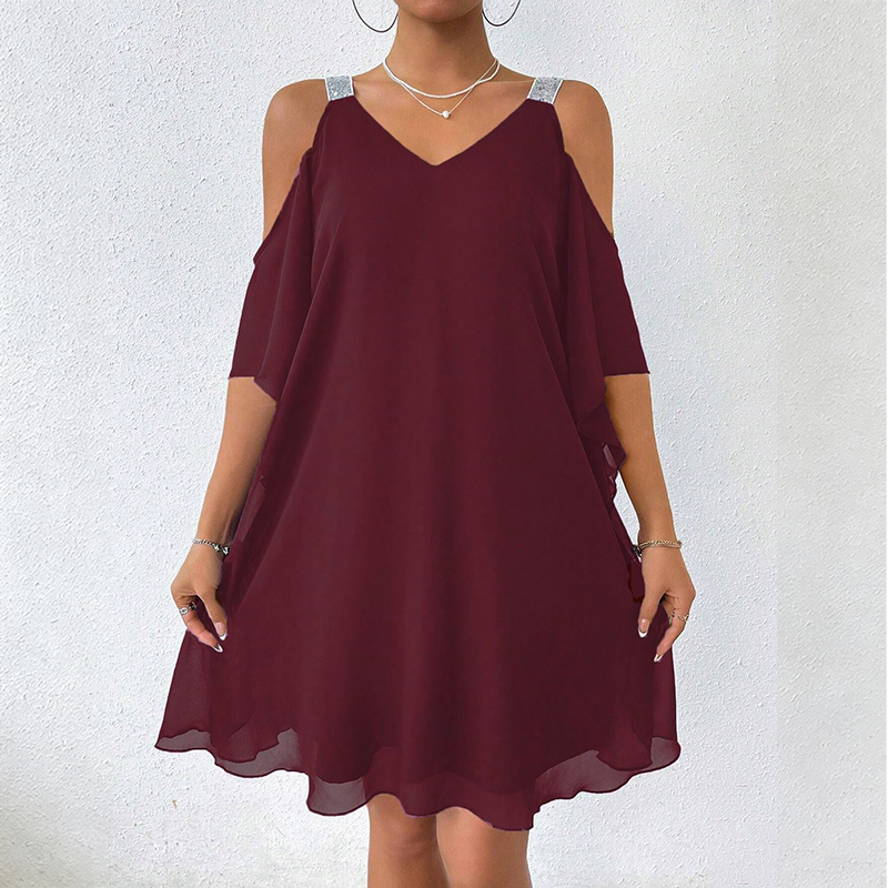 ✨👗 NUR FÜR KURZE ZEIT 50% RABATT! 💃Maxikleid mit V-Ausschnitt und Cut-Outs an den Schultern – Trendige Cut-outs und eleganter Fall – Ein echter Hingucker auf jedem Event.