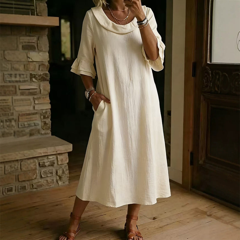 Damen lässiges Sommerkleid mit rundem Ausschnitt.