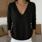 Aktueller Trend⭐👚 Strickpullover mit gewelltem V-Ausschnitt – feminine Details und weiche Textur für einen lässigen Look bei kühlem Wetter