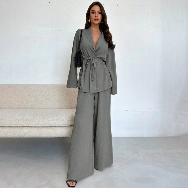 2-teiliges Set für Damen: elegantes Oberteil mit V-Ausschnitt und Hose mit weitem Bein