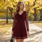 Elegantes A-Linien-Kleid mit Wasserfallausschnitt und Spitzenärmeln