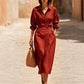 🔥Frühherbst-Sonderangebote – Midi-Shirtkleid für Damen mit Reverskragen und Taschen