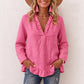 Damen-Bluse mit Rüschen und V-Ausschnitt