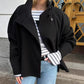 Manteau court à col montant et simple boutonnage pour femme