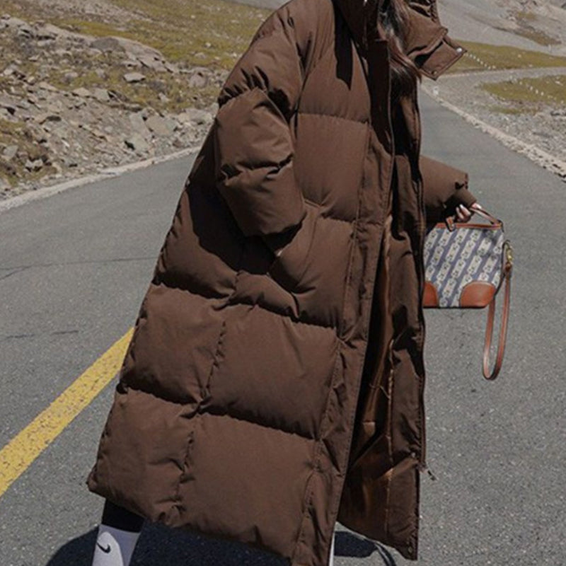 Warme, lockere Damen-Winterjacke mit Kapuze