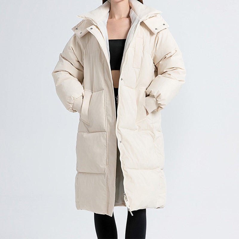 Warme, lockere Damen-Winterjacke mit Kapuze