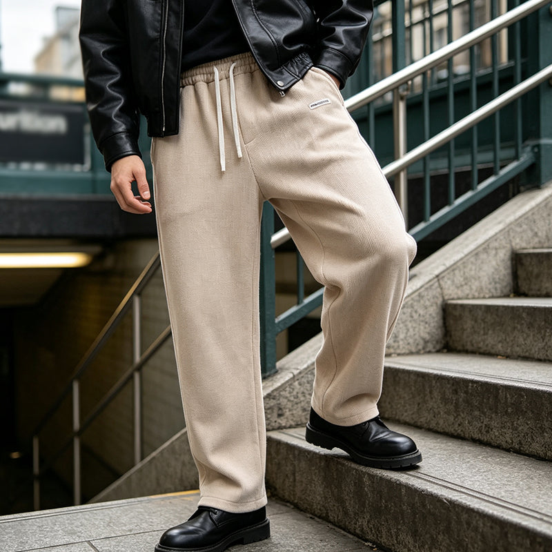 Cordhose für Herren mit lockerer gerader Passform