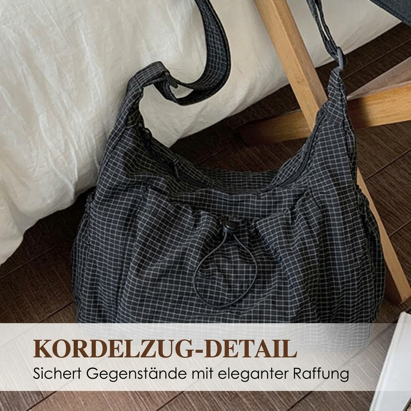 Karierte Cloud-Tasche mit Kordelzug und Raffungen